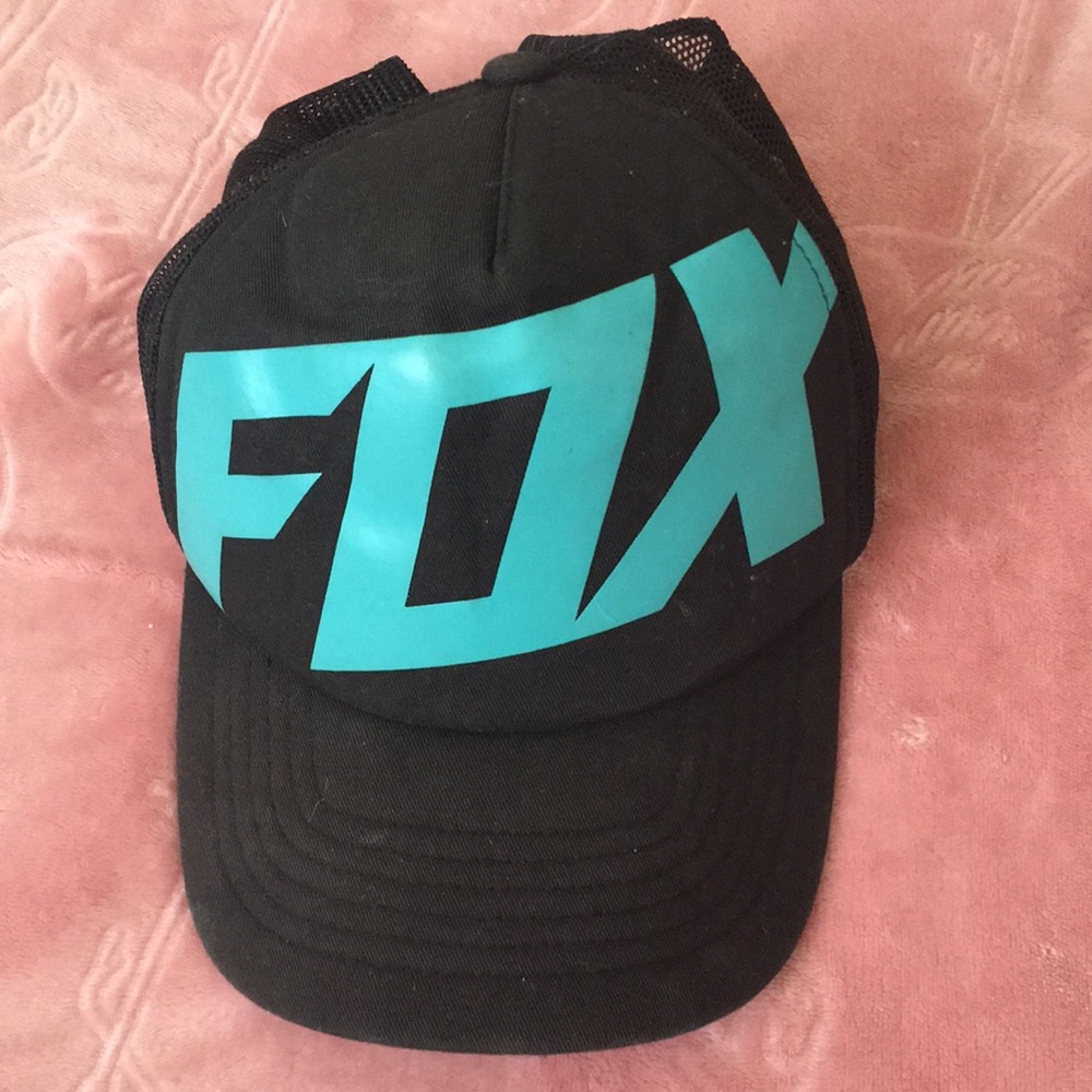Women’s Fox hat